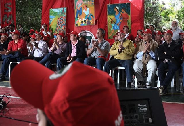 Lula esteve neste sábado em Guararema (SP), em ato contra Criminalização dos Movimentos Populares