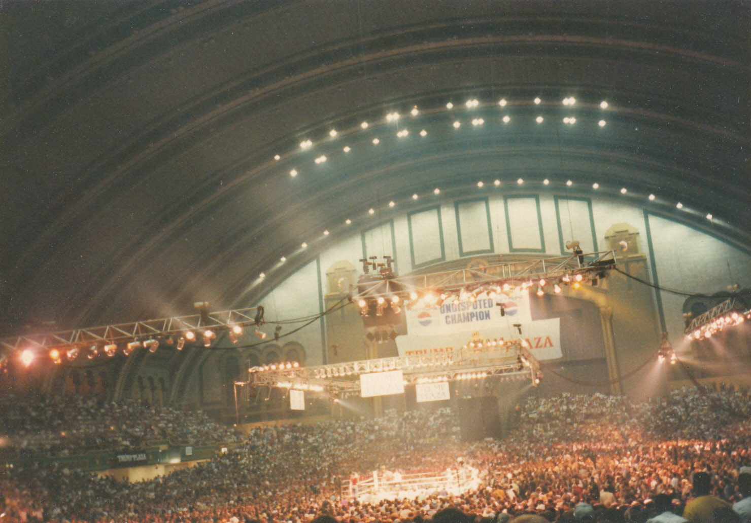 ACConsig Atlantic City Convention Hall at Fight Time