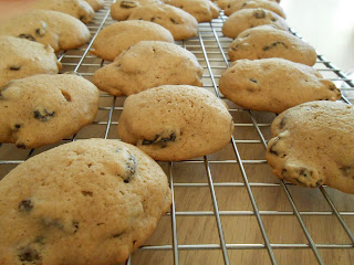 Applesauce Raisin Cookies