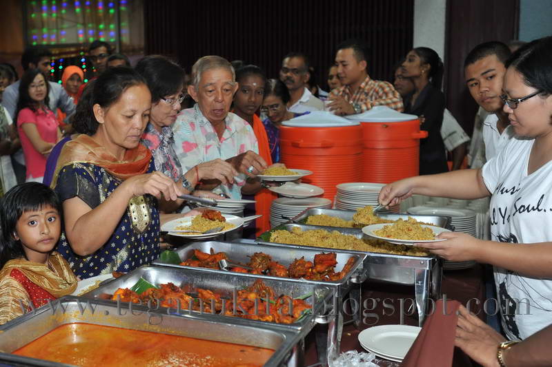 T E G A N U K I TA: Rumah Terbuka Deepavali medan berkumpul semua kaum