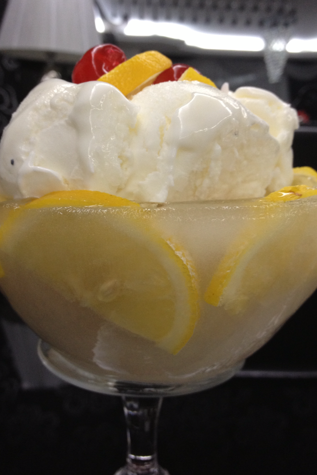 BUZDAN KASEDE DONDURMA SÜSLÜ MUTFAK