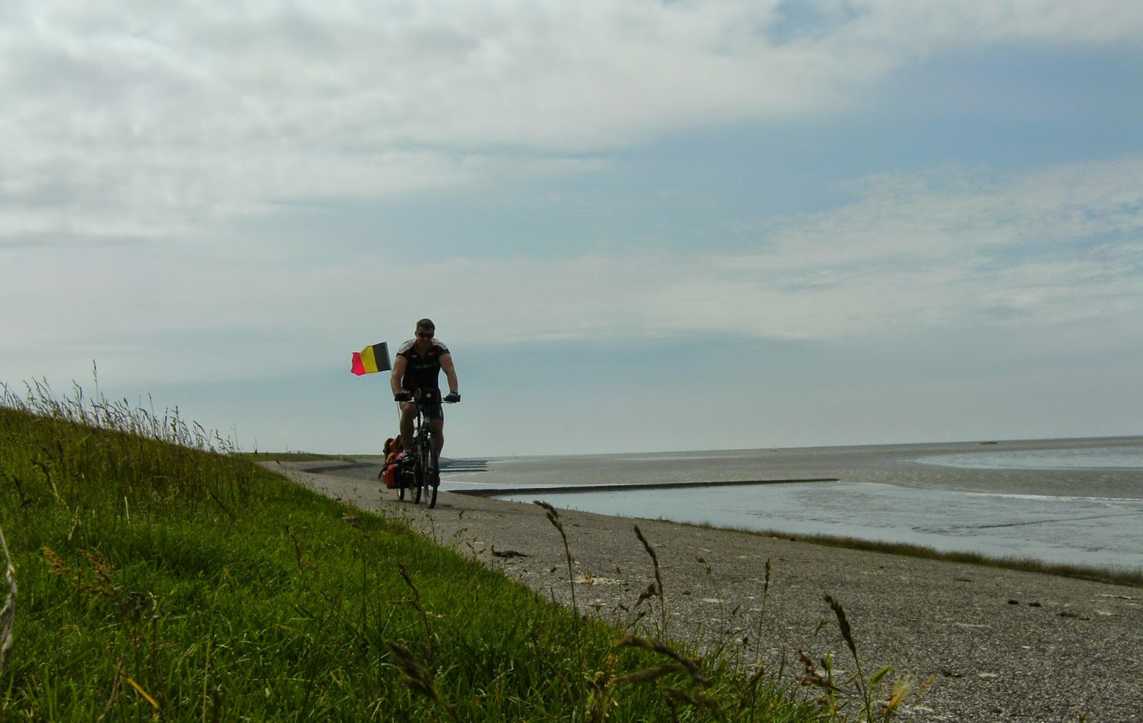Een fiets... en de Noordzee 10 jun 2014