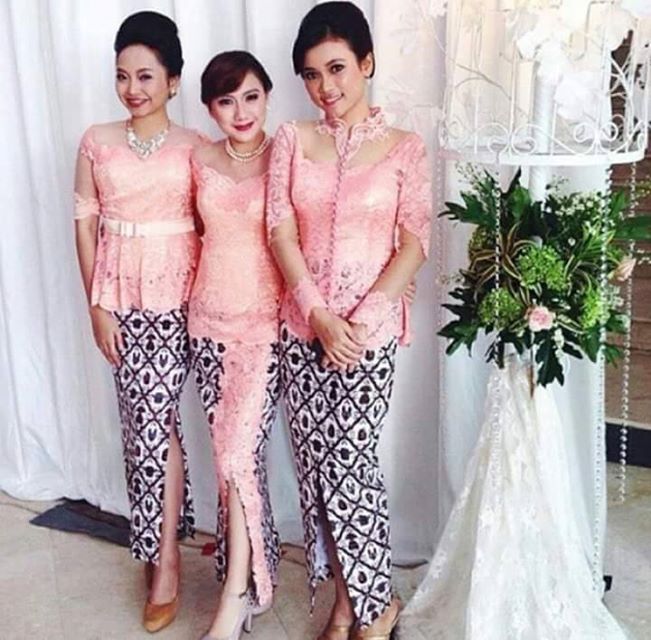 Kumpulan Model Kebaya Wisuda Modern Kumpulan Model Kebaya Modern