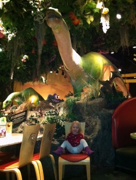 dinosaur restaurant disney springs