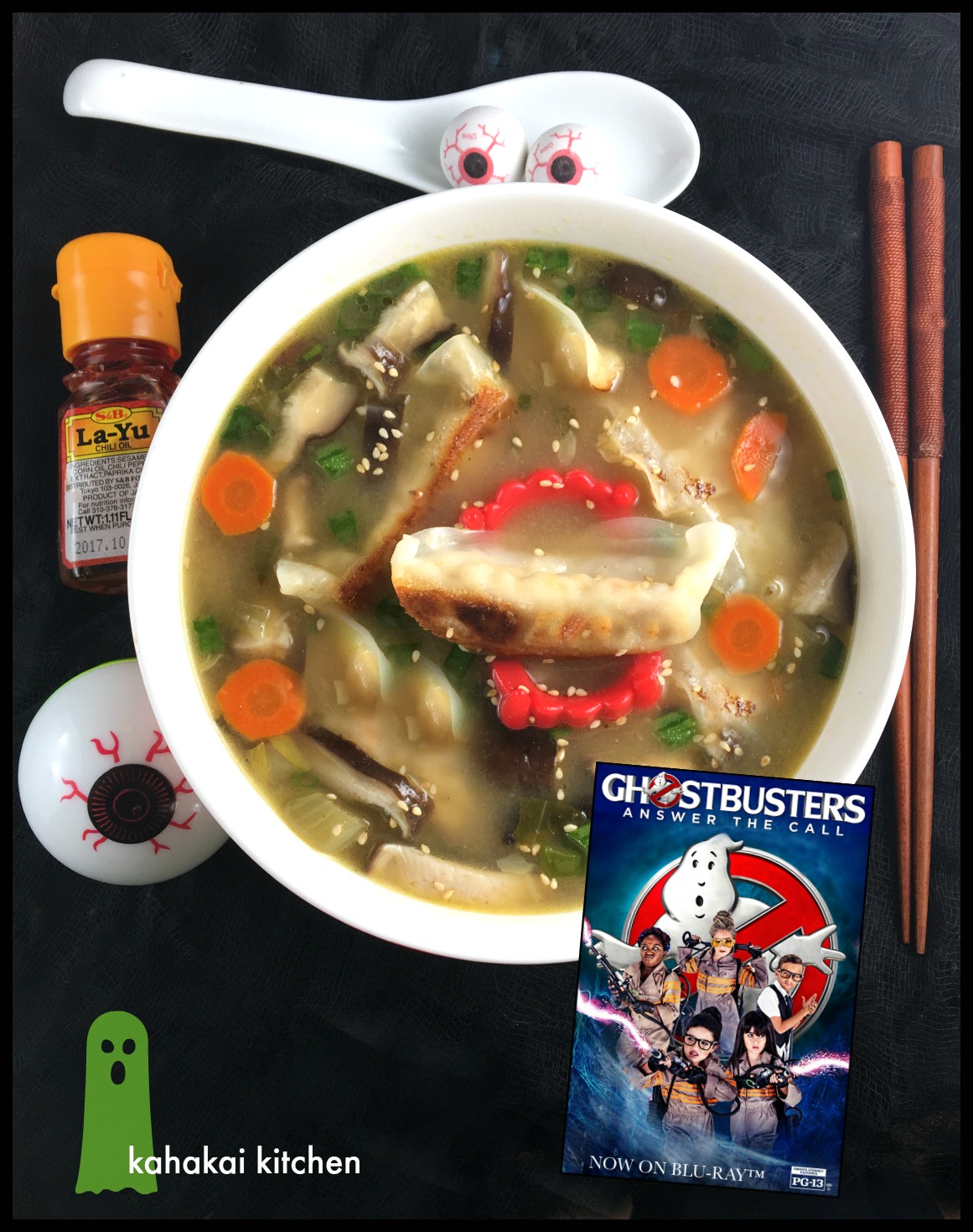 Kahakai Kitchen Vegan 'Wonton' Soup with "a Reasonable Broth to Wonton Ratio" for Food 'N Flix