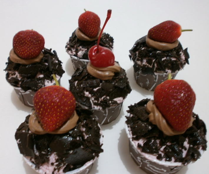 black forest cupcakes in german black forest cupcakes in german