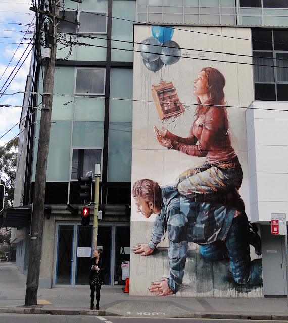 Freshly returned from Cozumel in Mexico, our friend Fintan Magee is already back at work on the streets of his hometown, Sydney in Australia.