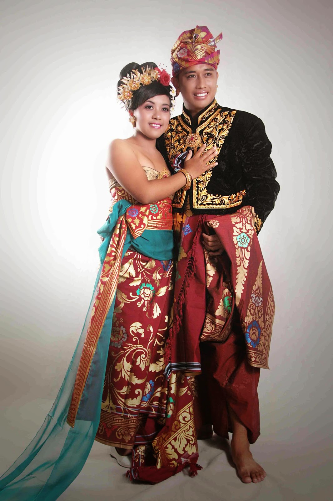 Baju Adat Orang Bali Baju Adat Tradisional Images
