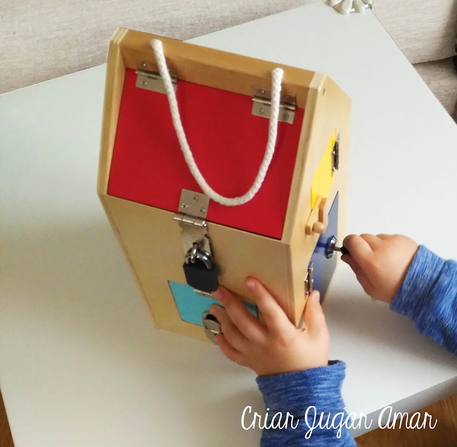 Los materiales y las actividades Montessori deben reunir las siguientes características