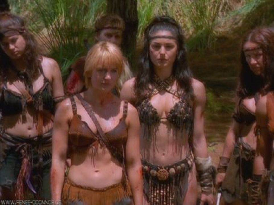 Эллен холлман спартак. Амазонка викинг сериал. Сумерки сага рассвет часть 2. Юлия олейник амазонки. Амазонка вария зена королева воинов.