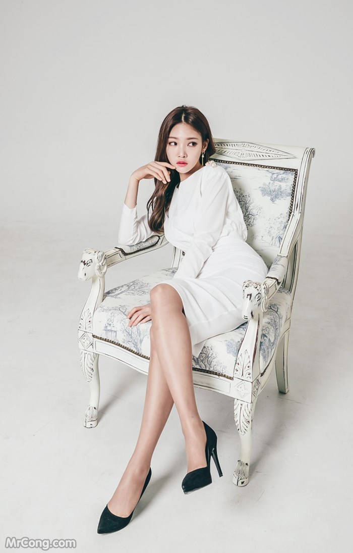 Beautiful Park Jung Yoon in the January 2017 fashion photo shoot (695 photos) photo 17-14
