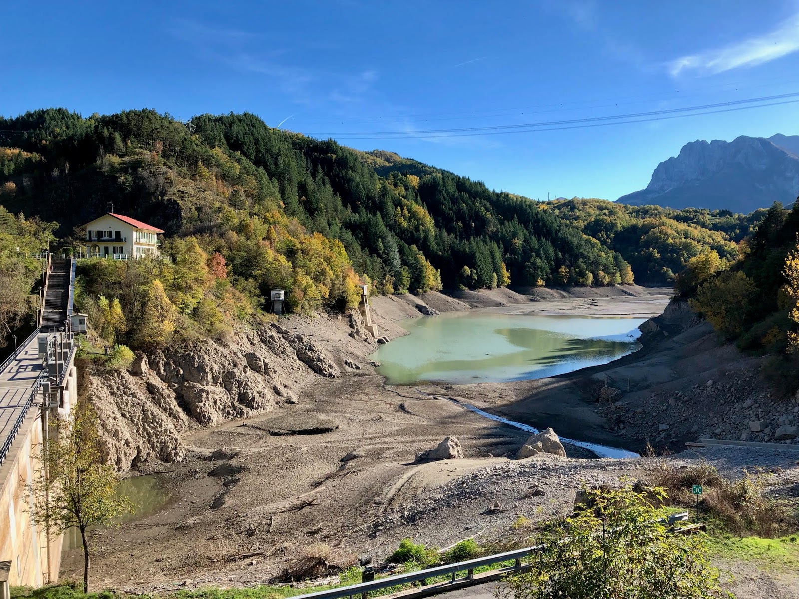 Daniele Saisi Blog Foto del Lago di Gramolazzo vuoto