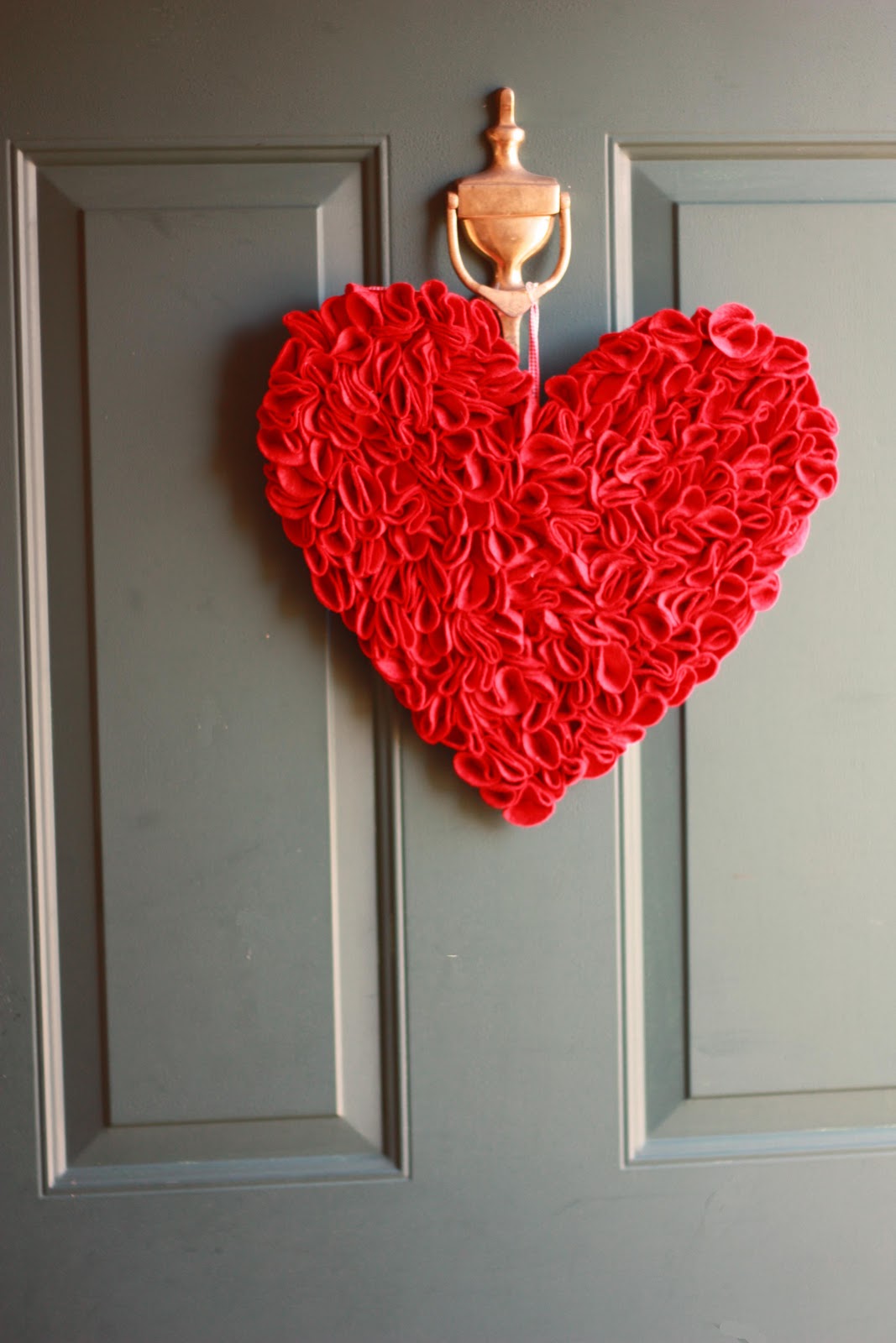 All In One Days Time: Felt Heart Door Decoration Tutorial