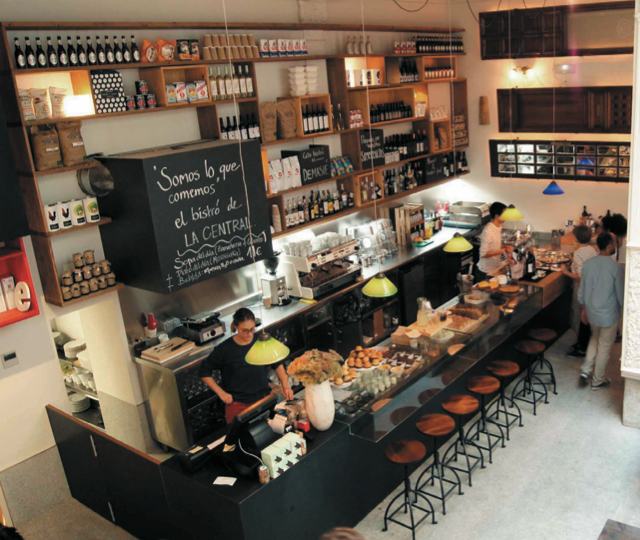 Los jueves son de La Central de Callao Thursdays belong to La Central