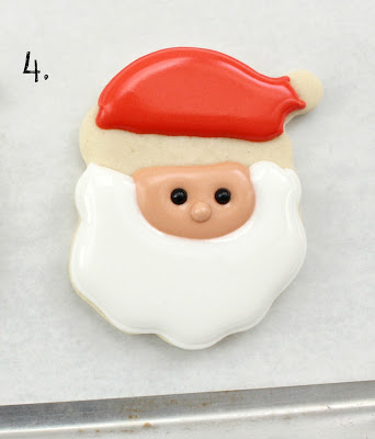 Santa Bell Cookies from Sugarbelle on @KatrinasKitchen