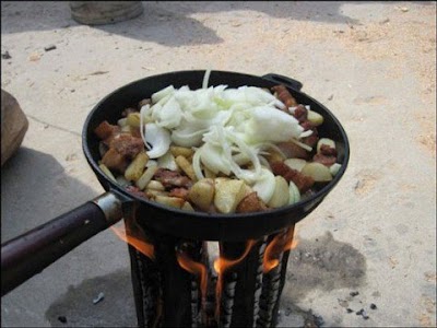 Plancha-Cocina con un Tronco de Arbol