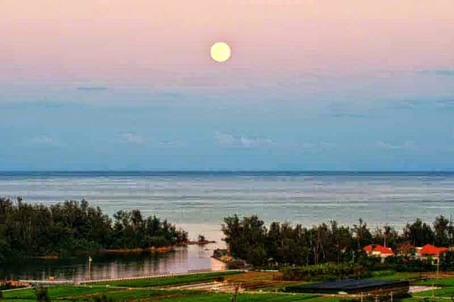 moonrise, river, ocean