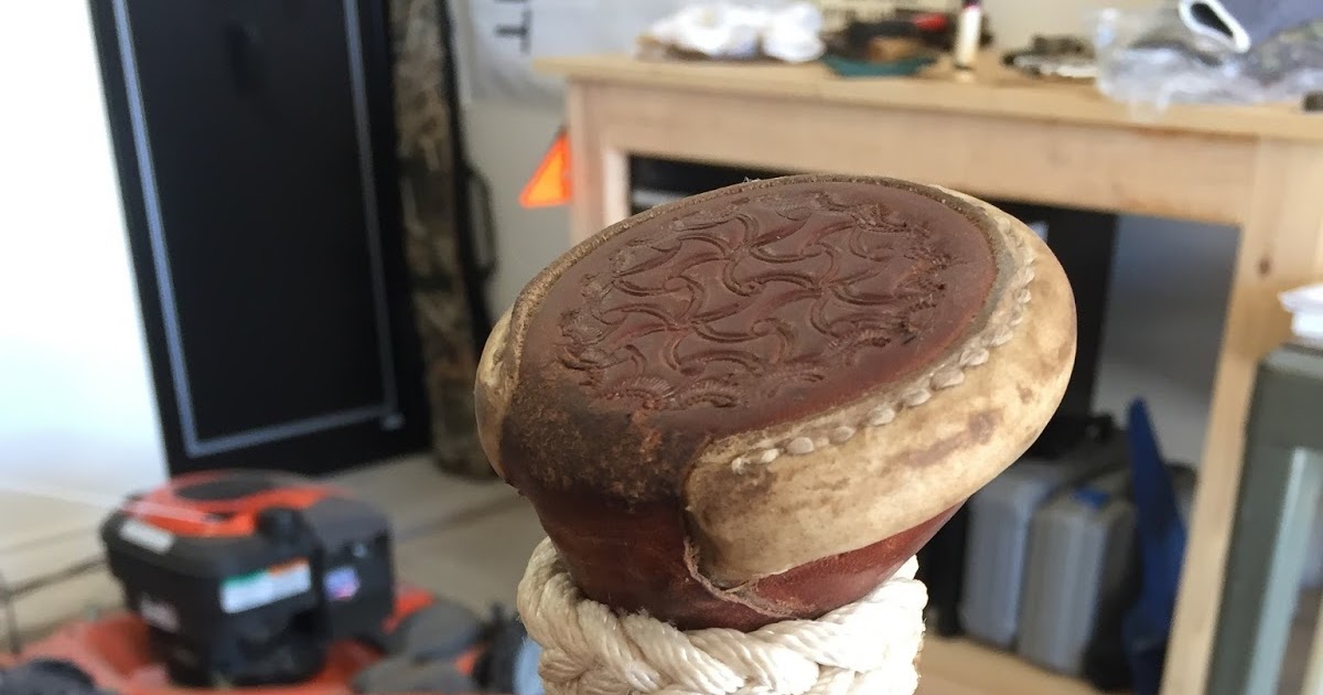 The Paracord Cowboy Horn Knot Tightened to Saddle Horn