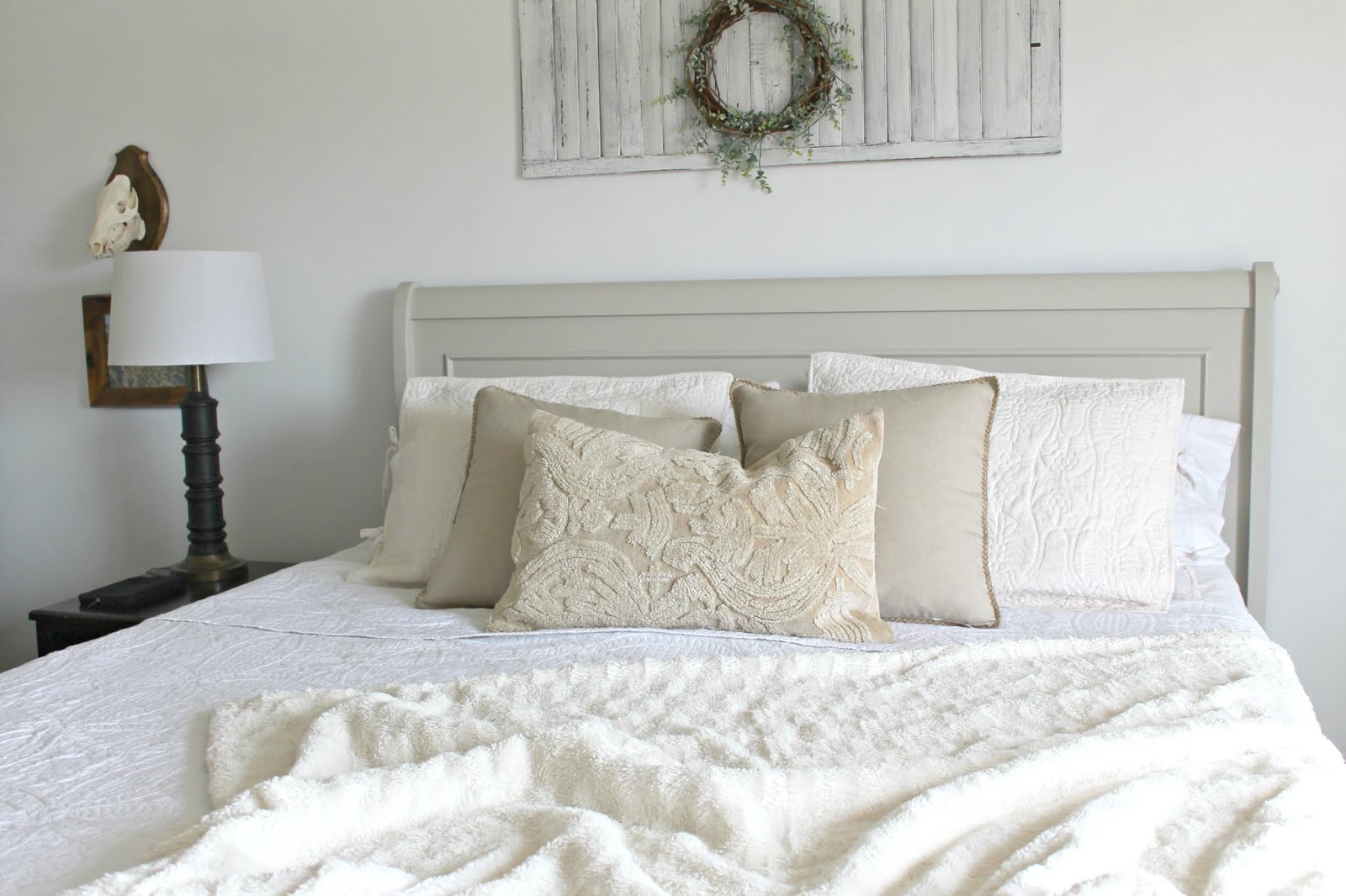 Sleigh Bed Paint Makeover Charmed Crown Blog
