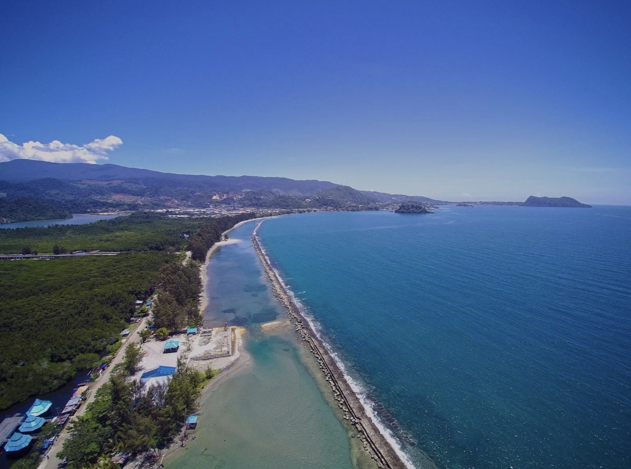 Sejarah Tempat Wisata Pantai Hamadi Di Jayapura - Gedebog Pisang