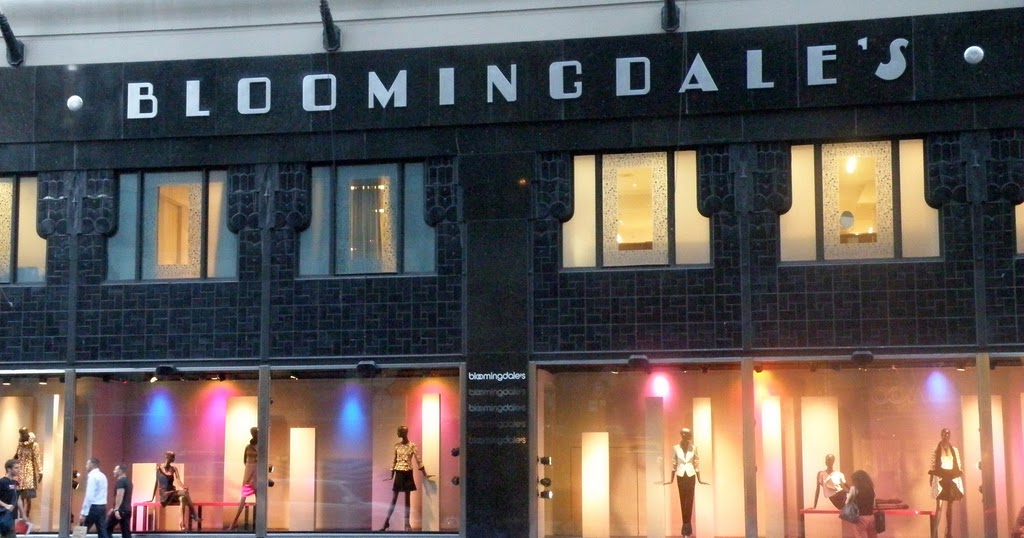 A Bloomingdale's History NYC, Style & a little Cannoli