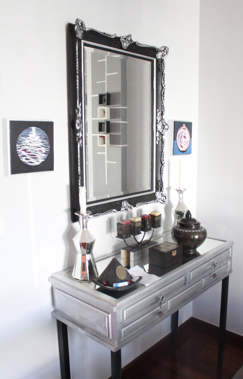 LA SONRISA DALINIANA: Muebles diseñados.