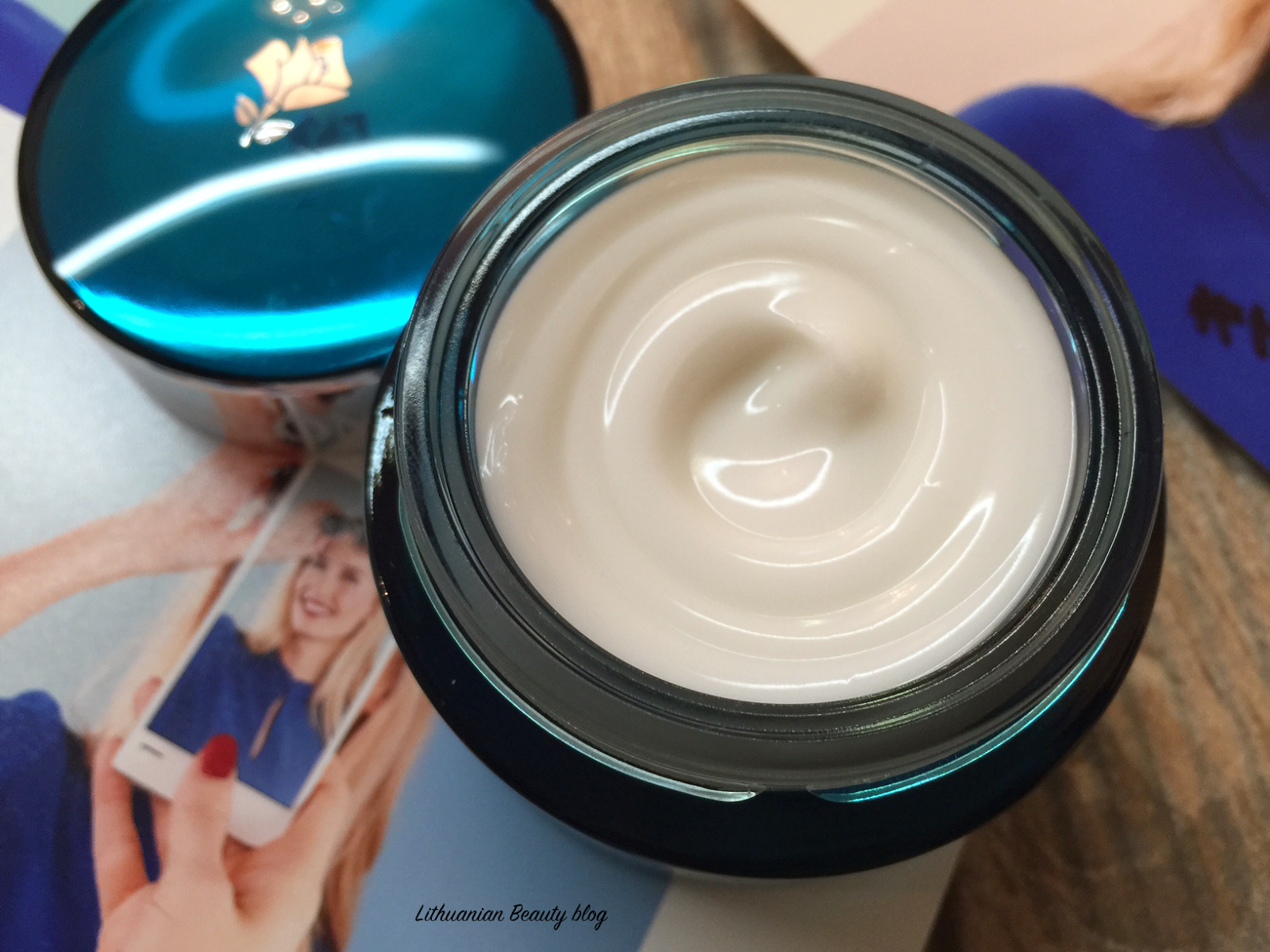 VISIONNAIRE ADVANCED MULTICORRECTING CREAM ir VISIONNAIRE YEUX