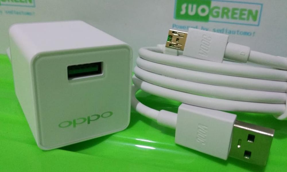 Телефон oppo зарядка. Кабель зарядки для Oppo 53a. Зарядка для Oppo a54. Зарядник на Oppo VOOC. Oppo a1k кабель зарядка.