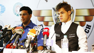 La conférence de presse avec Anand et Carlsen