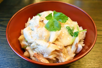 Kumiage-yuba to kani no ankakedon / fresh tofu skin and crab sauce over steamed rice