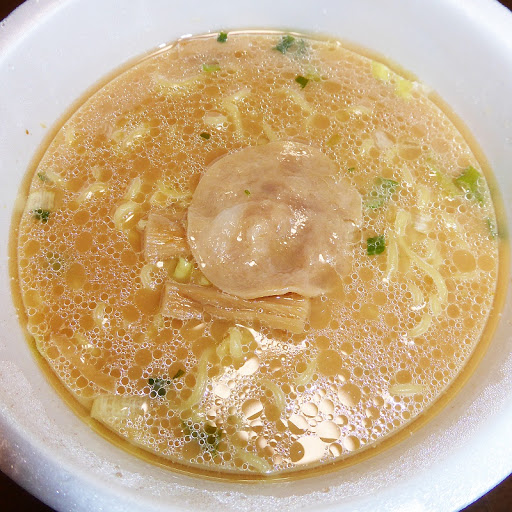 【東洋水産】マルちゃん 麺づくり 醤油とんこつ