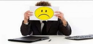 ما آثار التشاؤم على الصحة وجه حزين عبوس sad face smile emoji