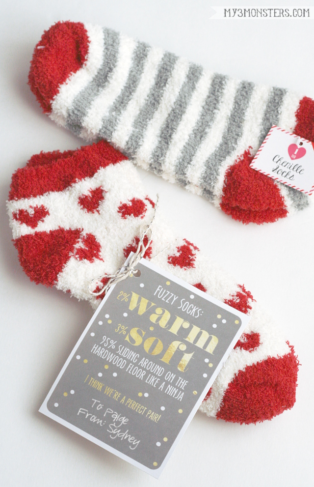 Super cute!!  Free printable Fuzzy Sock Valentines from /