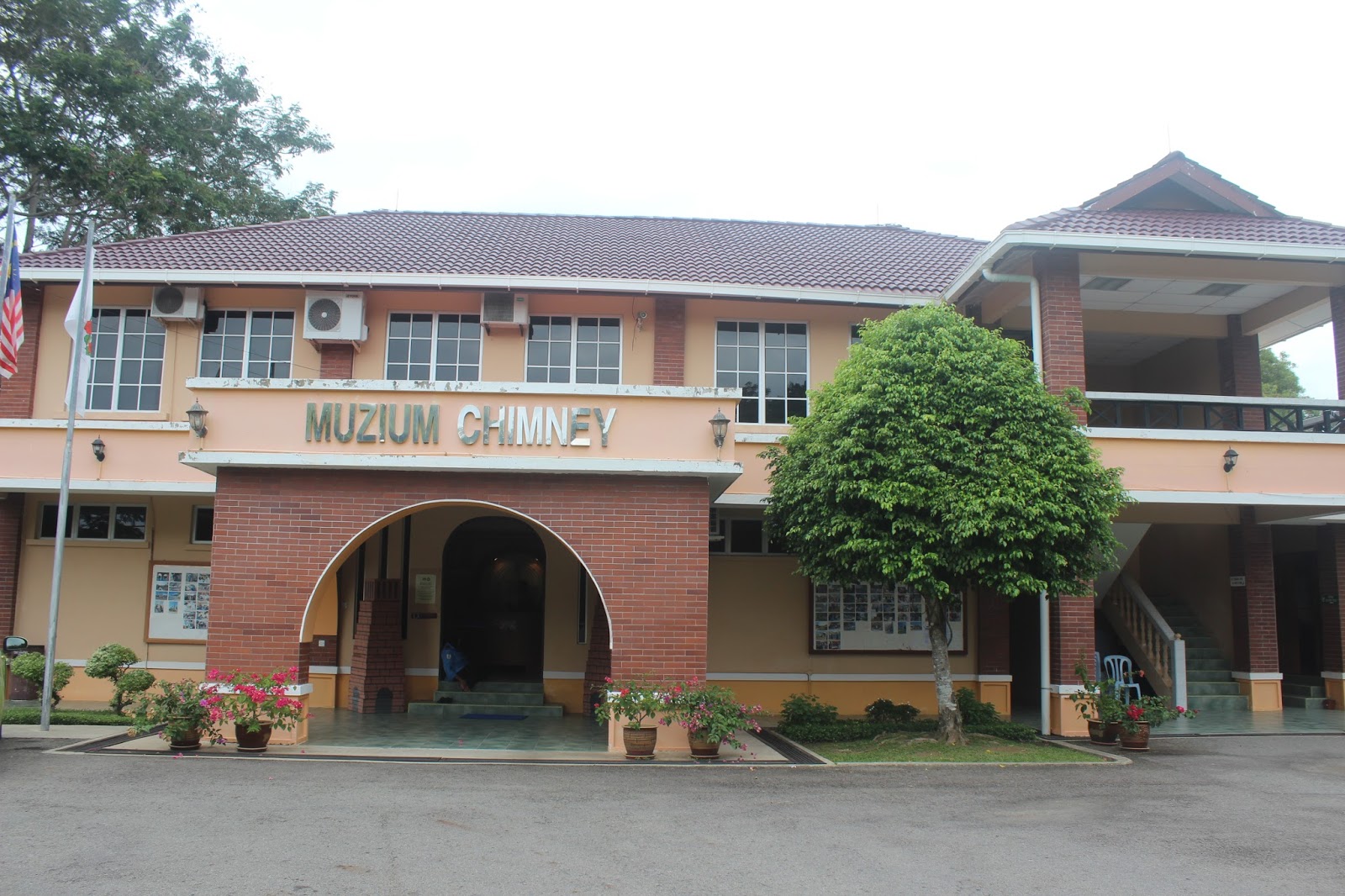 Menara Chimney di Labuan, Malaysia: Misteri arkeologi yang masih belum ...