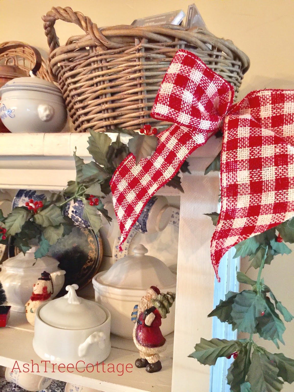 Ash Tree Cottage: My Christmas Welsh Dresser