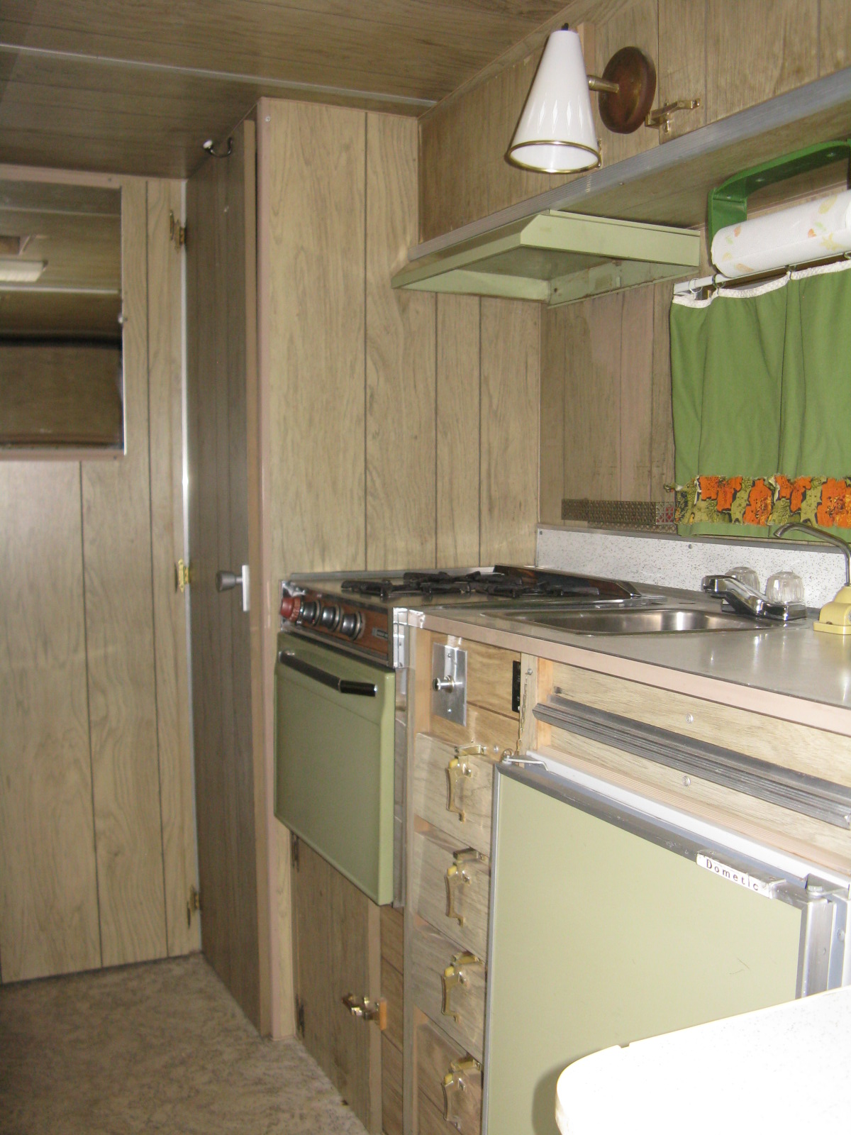 handymom.donna A Our New Adventure 1971 Aristocrat 17 STL Lo Liner