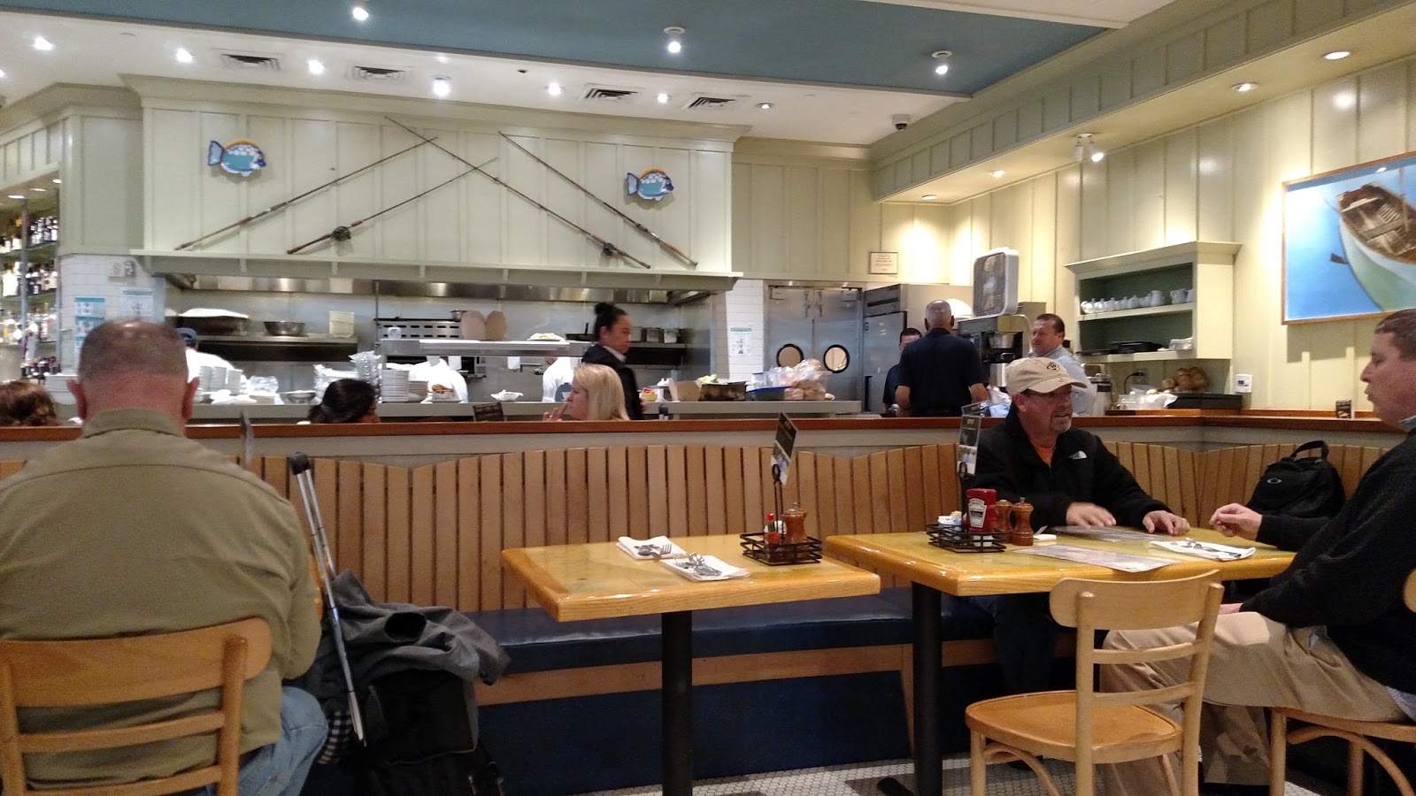 PIG OUT SPOTS Yankee Pier (San Francisco, CA)