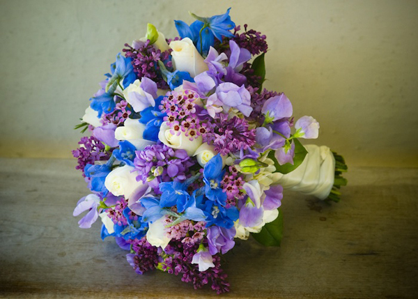 Four Leaf Events: April's Flowers: Sweet Peas and Daisies