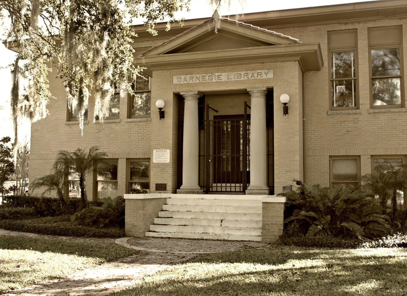 MadSnapper Point Pleasant Downtown Bradenton