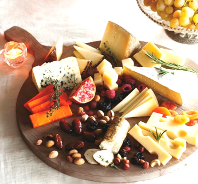 Cómo preparar una tabla de quesos al más puro estilo francés