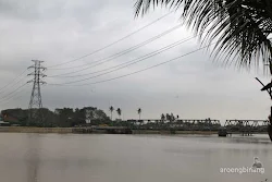 bendungan pintu air sepuluh tangerang