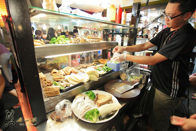 宜蘭東門夜市|嘟好燒|搖搖冰|東門臭豆腐|一串心|正老元香牛舌餅|龍鳳腿