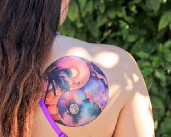 tatuajes de yin yang para mujeres