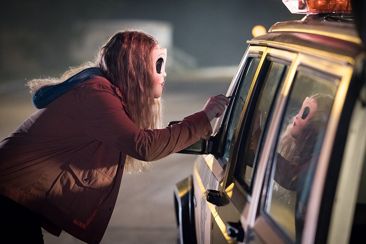 THE STRANGERS PREY AT NIGHT Trailers, Clips, Featurettes, Images and Posters The THE STRANGERS PREY AT NIGHT Trailers, Clips, Featurettes, Images and Posters The