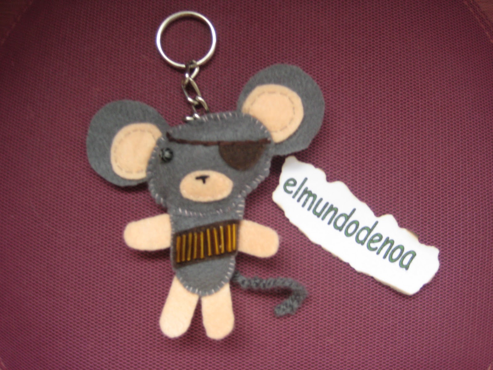 noa-elmundodenoa: LLAVEROS ANIMALES DE FIELTRO