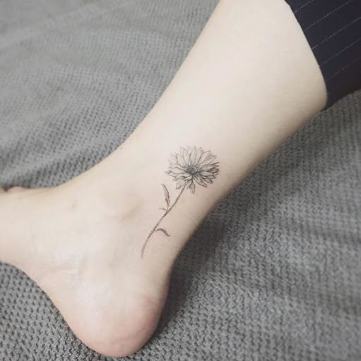 Este preto e cinza tinta daisy Este preto e cinza tinta daisy