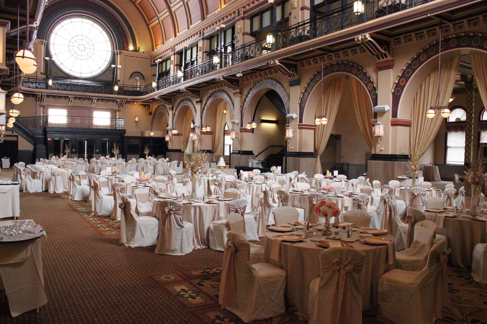 7 3 11 Rachel Matt Union Station Grand Hall Indianapolis 6 7 14 Kelly Tim S Indy Wedding At The Crowne Plaza Union Station Grand Hall