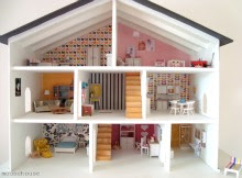 a mousehouse dollshouse