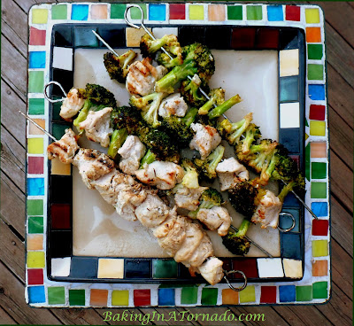 Ranch Chicken and Broccoli Kabobs: Chunks of chicken and broccoli florets marinated, skewered and grilled. | Recipe developed by www.BakingInATornado.com | #recipe #dinner