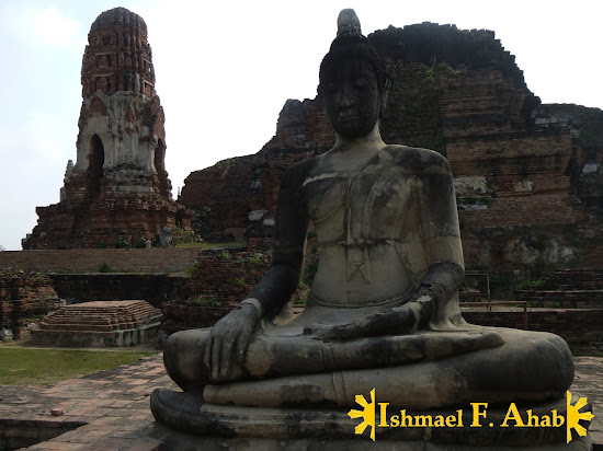 The ruins of Wat Mahathat in Ayutthaya Historical Park